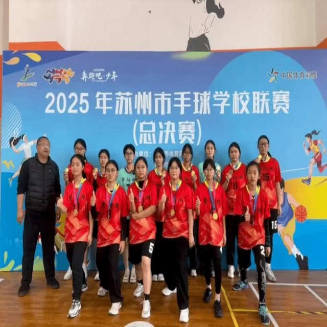 媒体关注焦点盘点:年轻化视角的独特解读 专稿第12335期